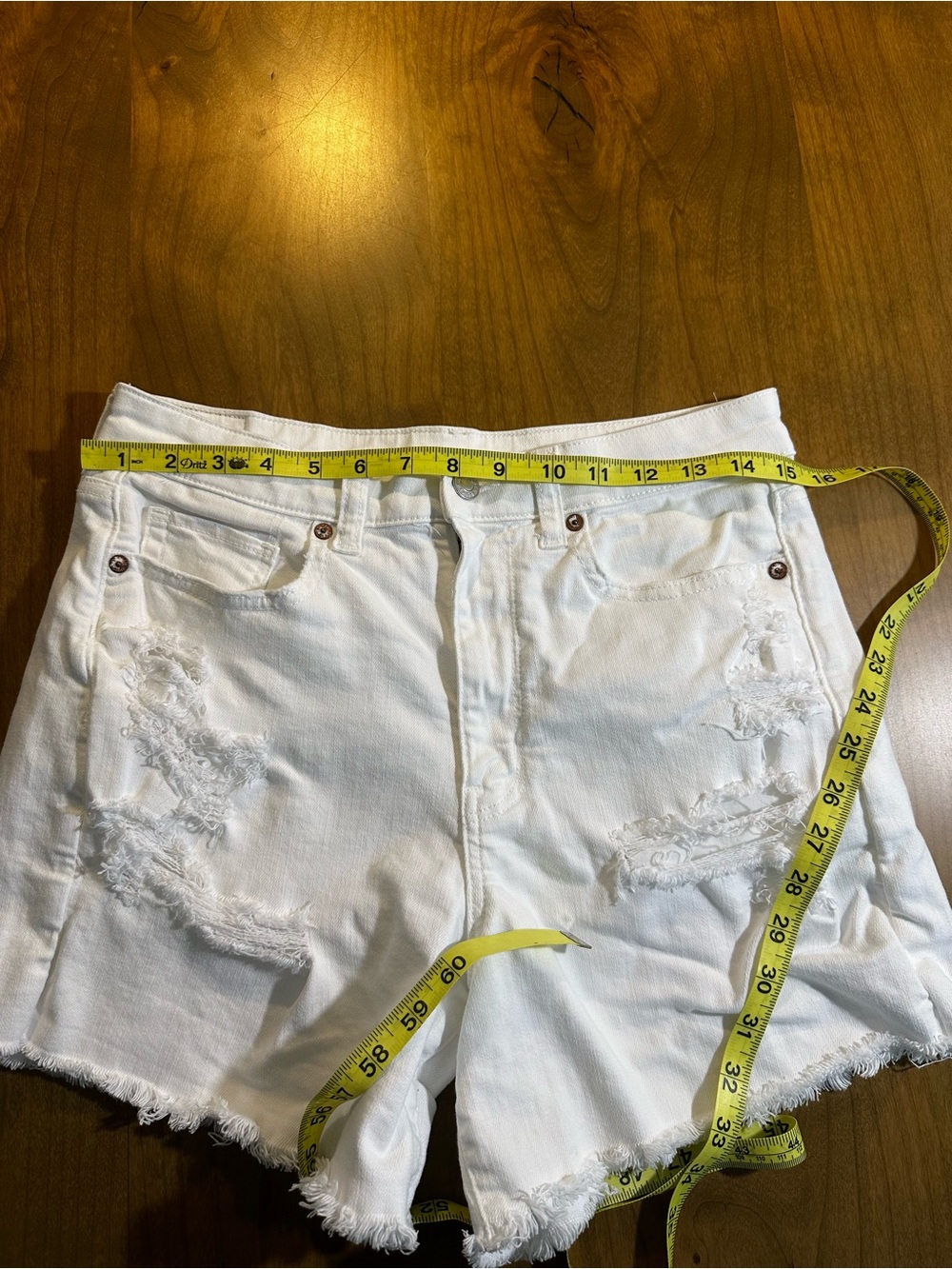 American Eagle White Distressed Denim Shorts High Rise Stretch Size 6 - Picture 4 of 10